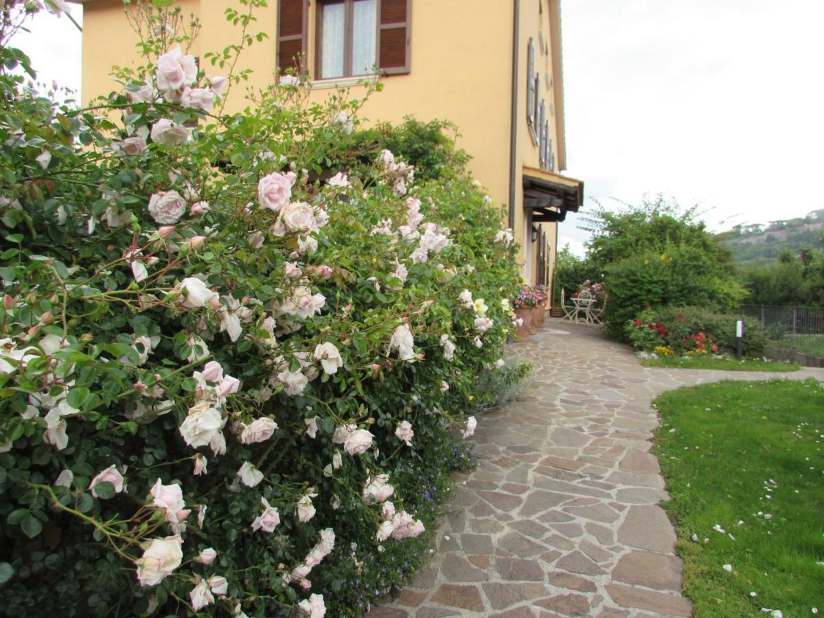 Casa Angolo Delle Rose Orvieto Buitenkant foto